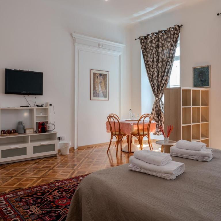 Da NOI A TRIESTE - Standard Double or Twin Room - 3