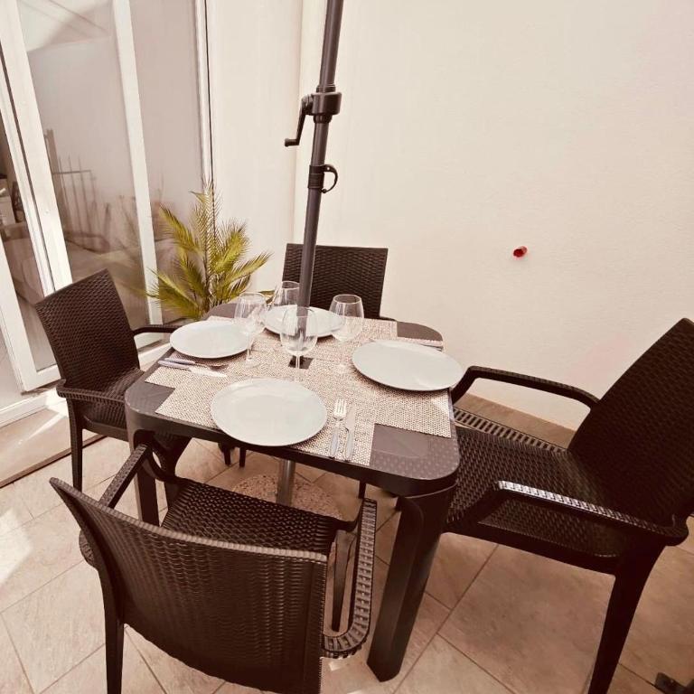 Charm Home Alassio - Appartamento con 1 Camera da Letto - 4