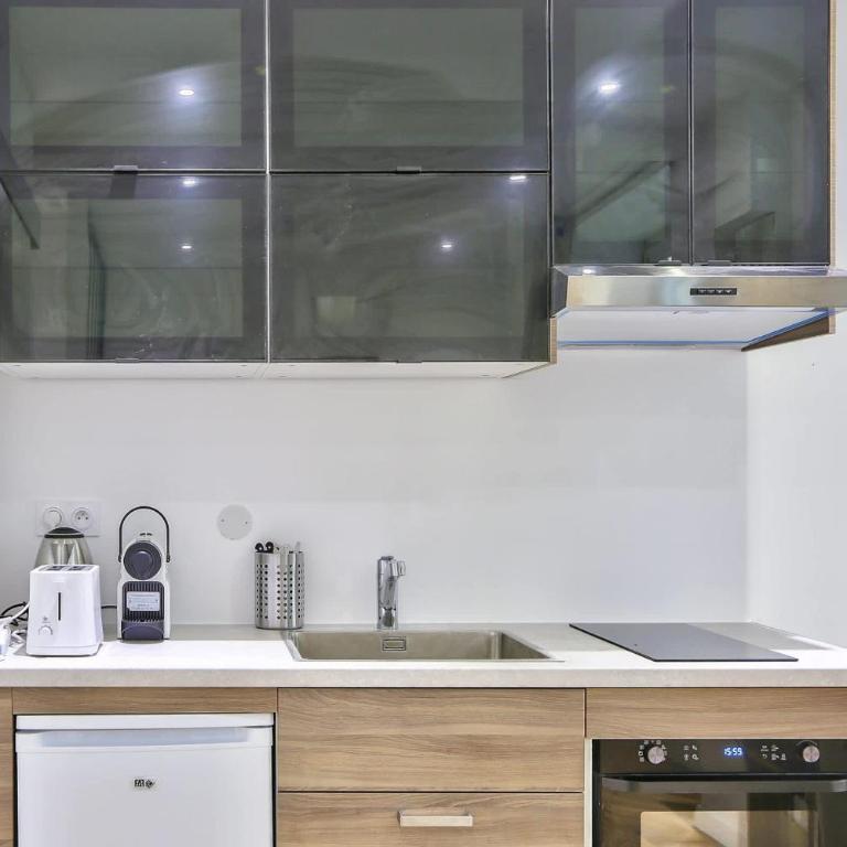Bonne Nouvelle Paris 2e Charmant appartement 4P - Apartment - 7