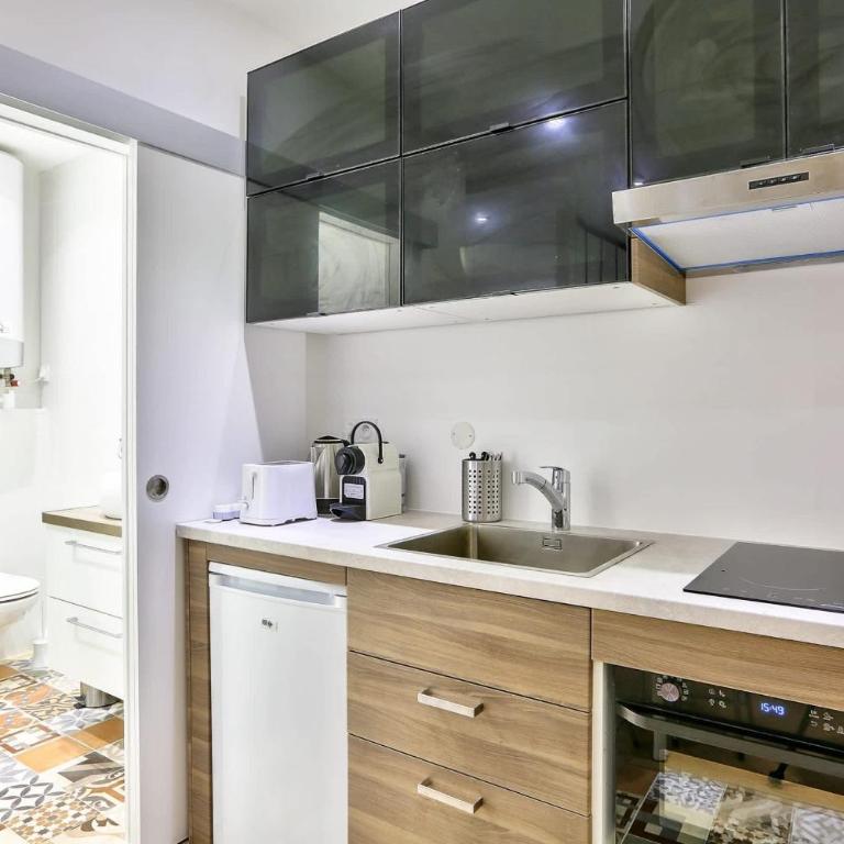 Bonne Nouvelle Paris 2e Charmant appartement 4P - Apartment - 10