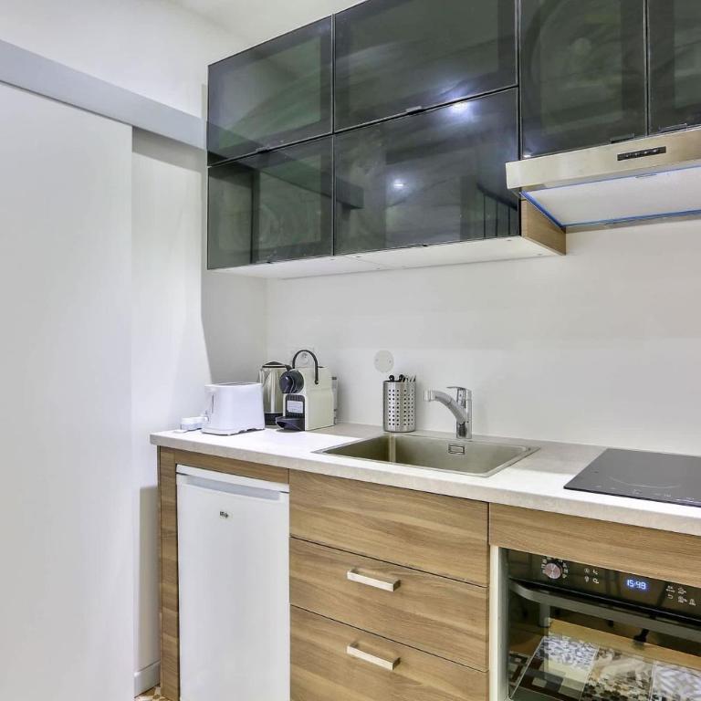 Bonne Nouvelle Paris 2e Charmant appartement 4P - Apartment - 11