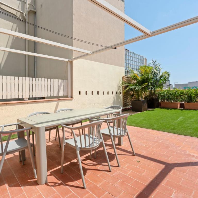 Flateli Pelayo H7 - Three-Bedroom Apartment - 2