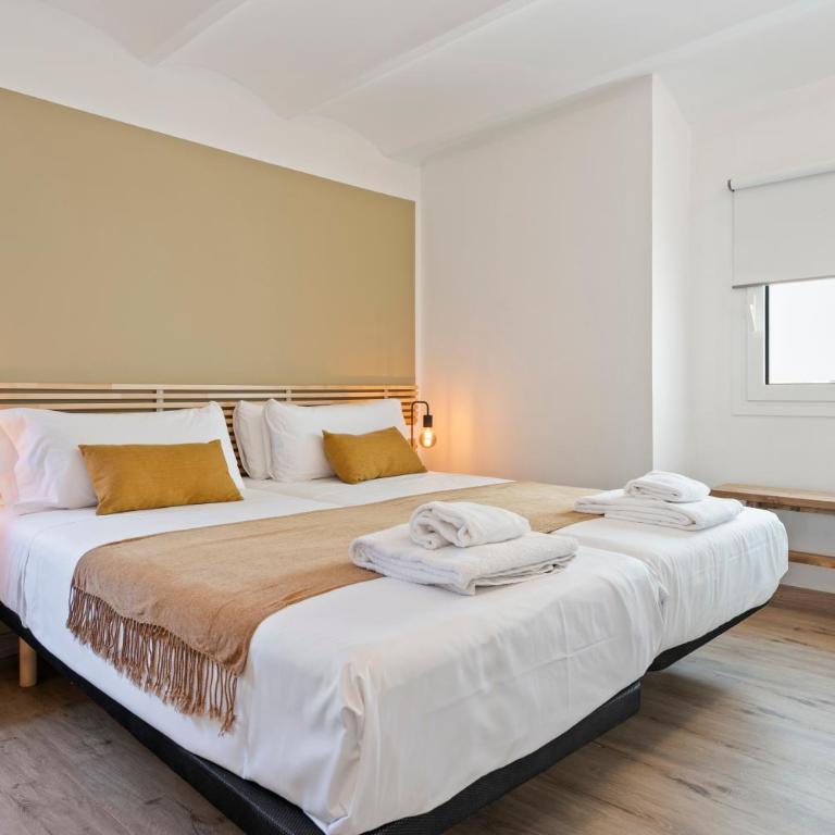 Flateli Pelayo H7 - Three-Bedroom Apartment - 11