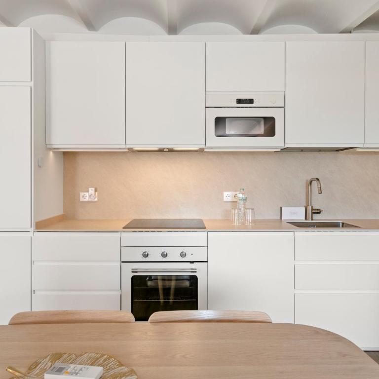 Flateli Pelayo H7 - Three-Bedroom Apartment - 5