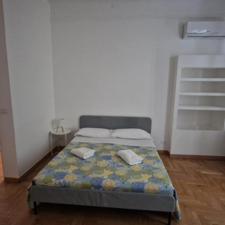 Lilly Home - Economy Quadruple Room with Shared Bathroom - 3