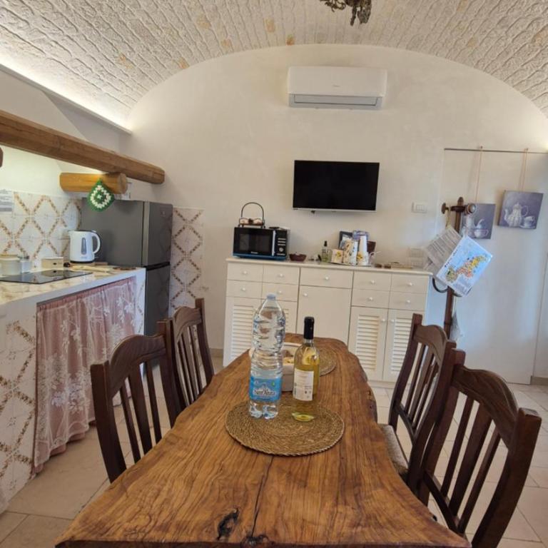 Valle D'Itria Trulli e Alcova Mikael - Casa con 1 Camera da Letto - 34