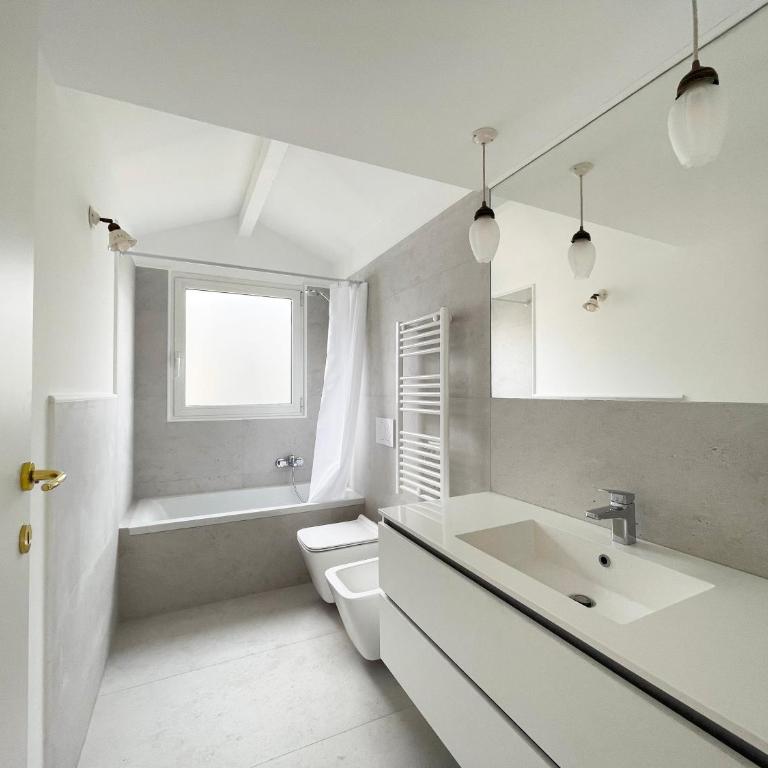 mansarda con terrazzo centralissima - Appartamento con 1 Camera da Letto - 22