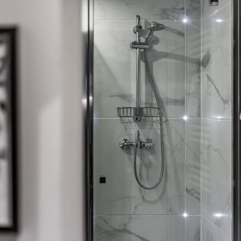 All in Lyon | Le studio des Célestins - Apartment - 11