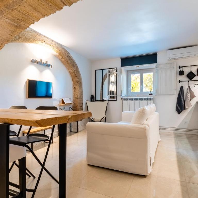 La Mouline sublime domaine privatif avec piscine à Pézenas - Maison 5 Chambres - 15
