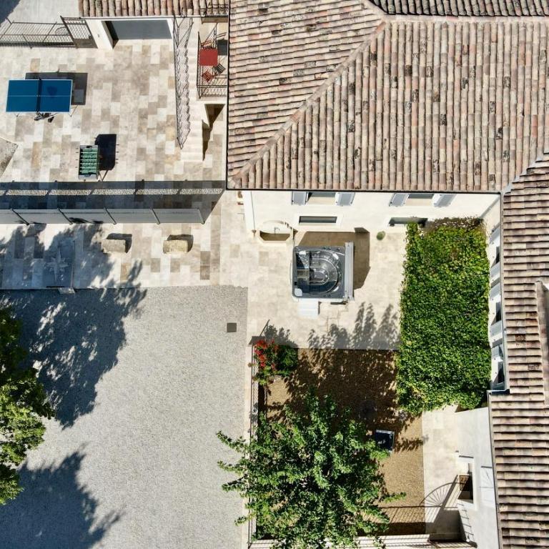 Mas de Baye - classé 5 étoiles meublé de tourisme - Villa avec Piscine Privée - 56