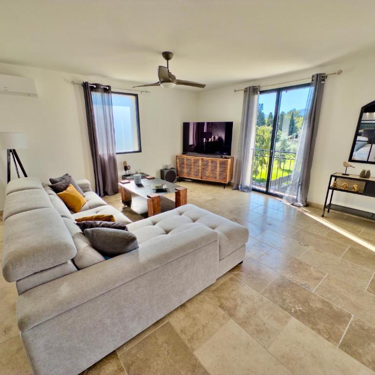 Mas de Baye - classé 5 étoiles meublé de tourisme - Villa Deluxe - 63
