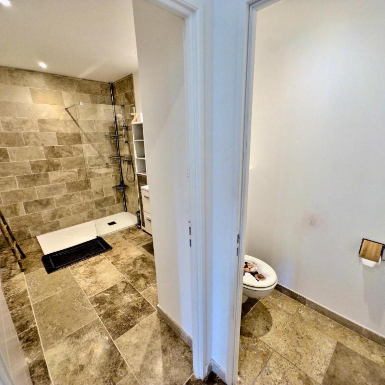 Mas de Baye - classé 5 étoiles meublé de tourisme - Villa Deluxe - 71