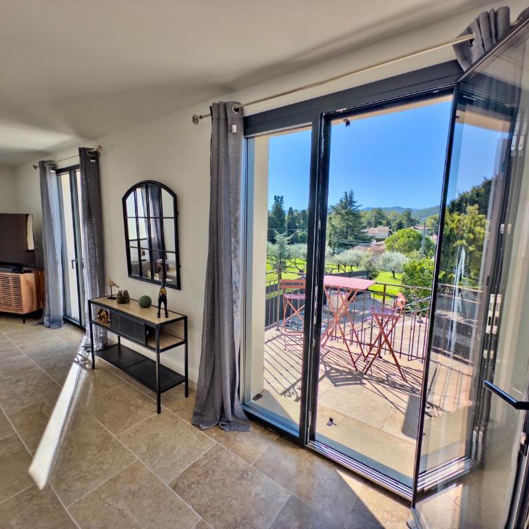 Mas de Baye - classé 5 étoiles meublé de tourisme - Villa Deluxe - 61