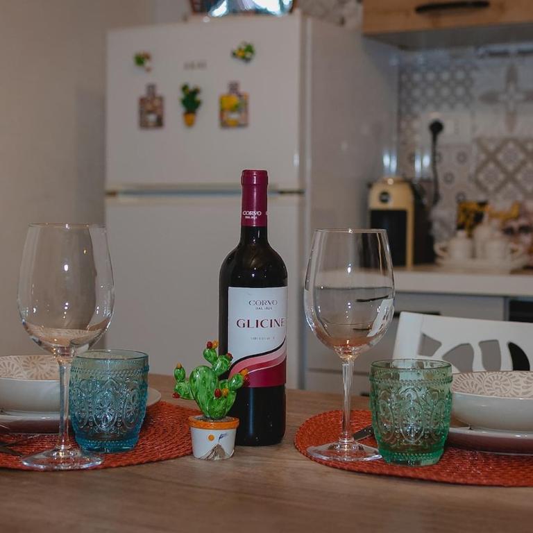 La Ficurinia - Three-Bedroom Apartment - 1