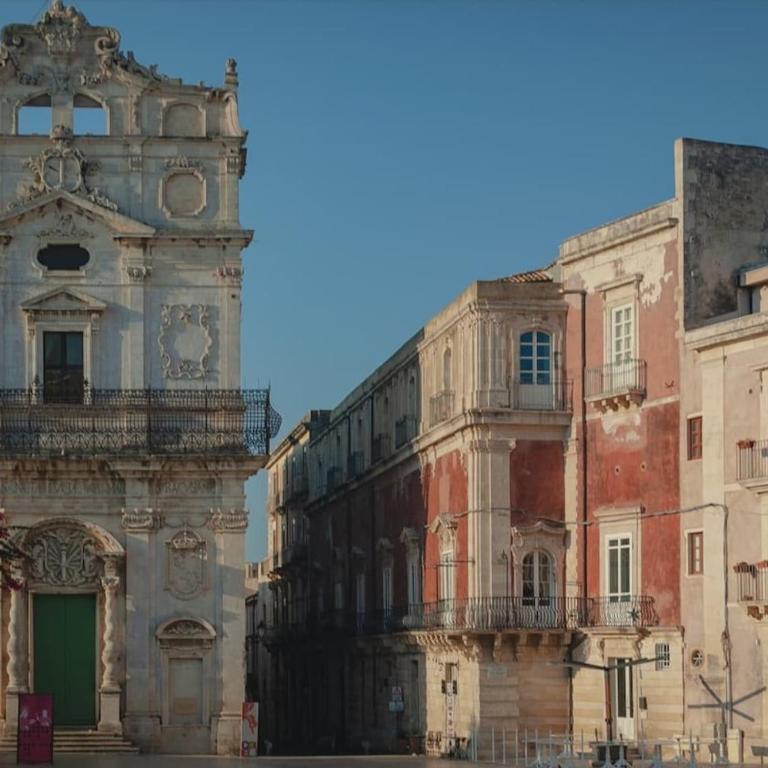 La Ficurinia - Three-Bedroom Apartment - 25