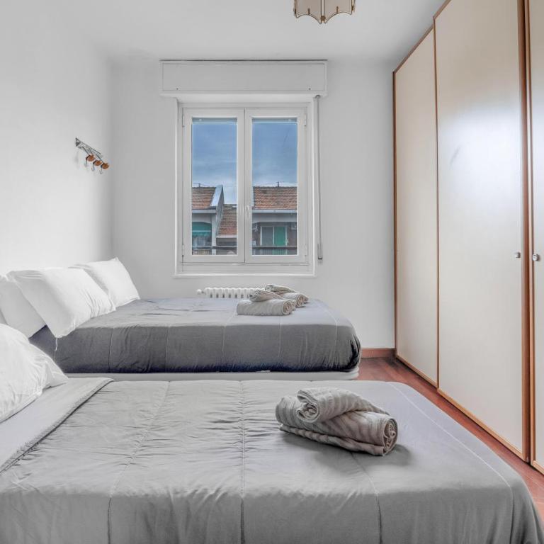 RI2 -Loreto-Duomo- Central - Large - - Two-Bedroom Apartment - 10