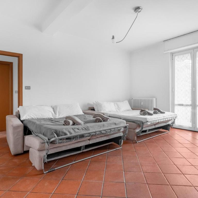 RI2 -Loreto-Duomo- Central - Large - - Two-Bedroom Apartment - 18