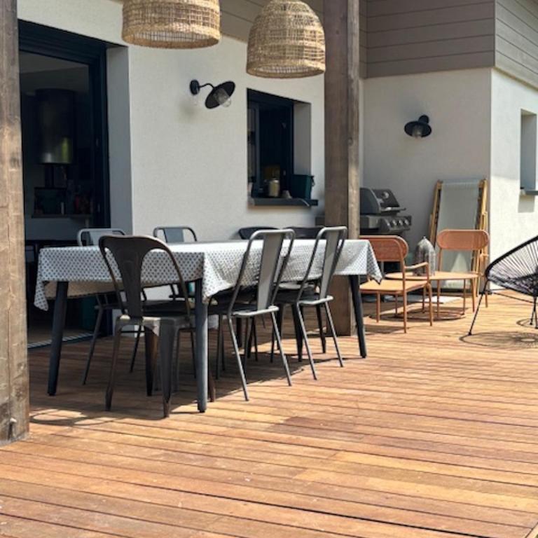 Duingt, maison 165m2, jardin 8pers - Maison 4 Chambres - 6