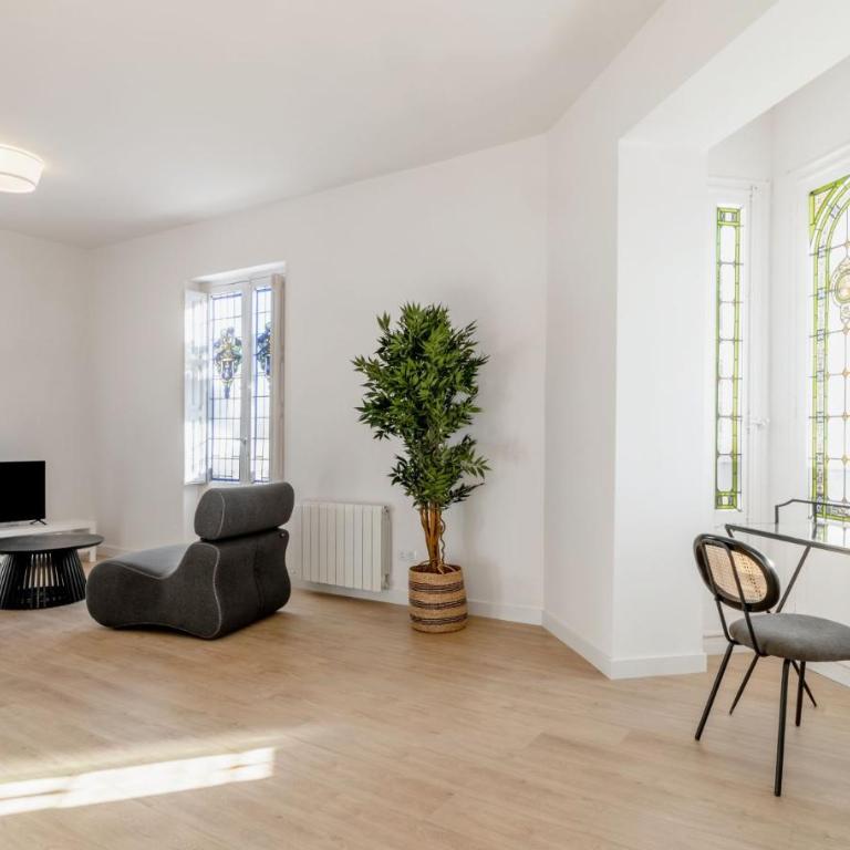 Modern and Bright - 3 Bedrooms 3 Bathrooms - Goya - Apartment - 2