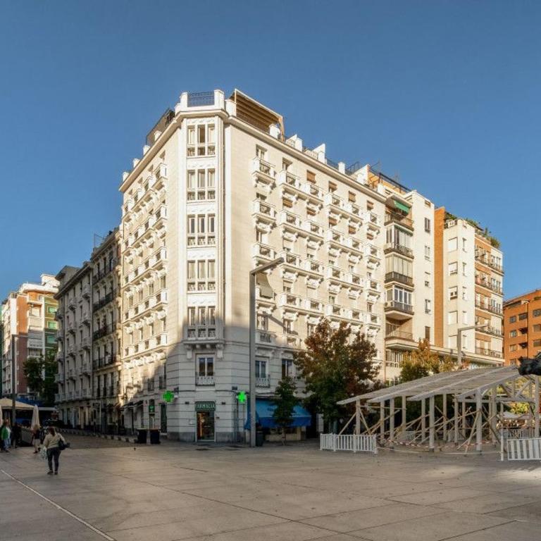 Modern and Bright - 3 Bedrooms 3 Bathrooms - Goya - Apartment - 29