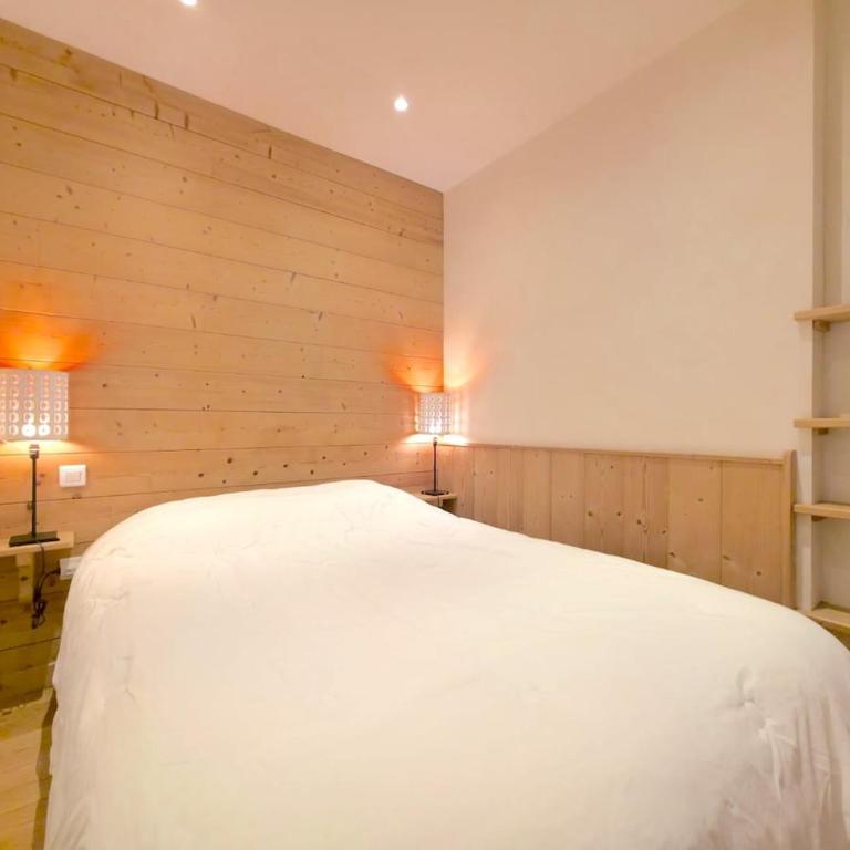 Rénové et chaleureux - Vue sud sur le massif - Appartement 2 Chambres - 14