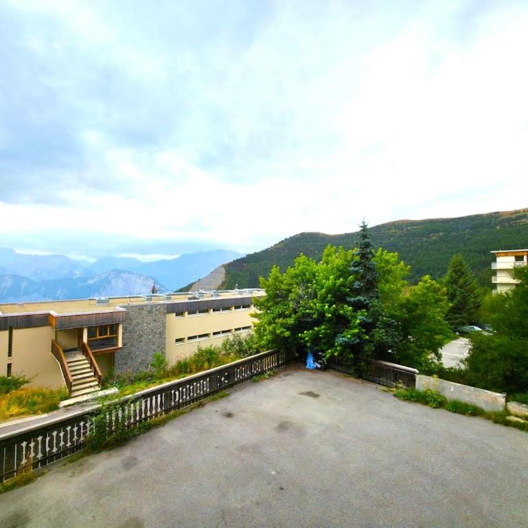 Rénové et chaleureux - Vue sud sur le massif - Appartement 2 Chambres - 13