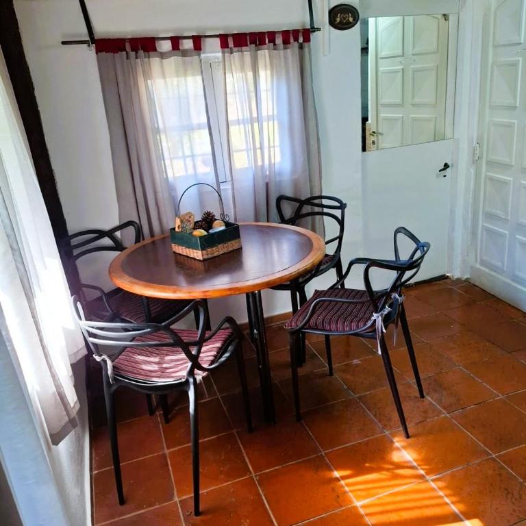 Casa con PILETA al borde del RIO - Casa de 2 dormitorios - 30