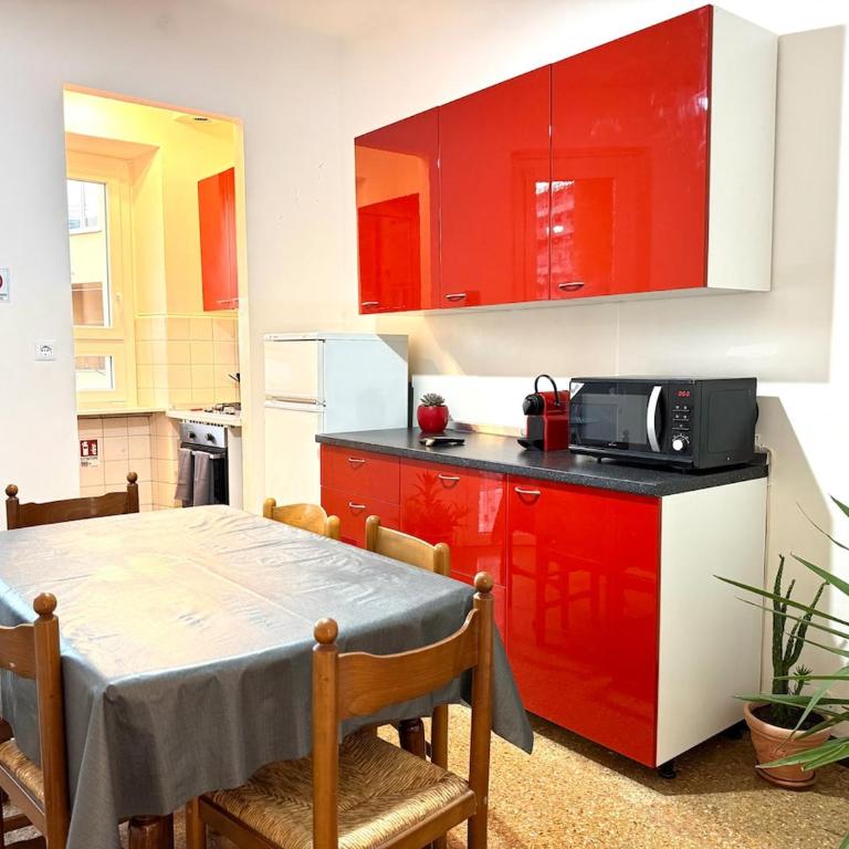 Urban Stay - Vittorio Elegance - One-Bedroom Apartment - 10