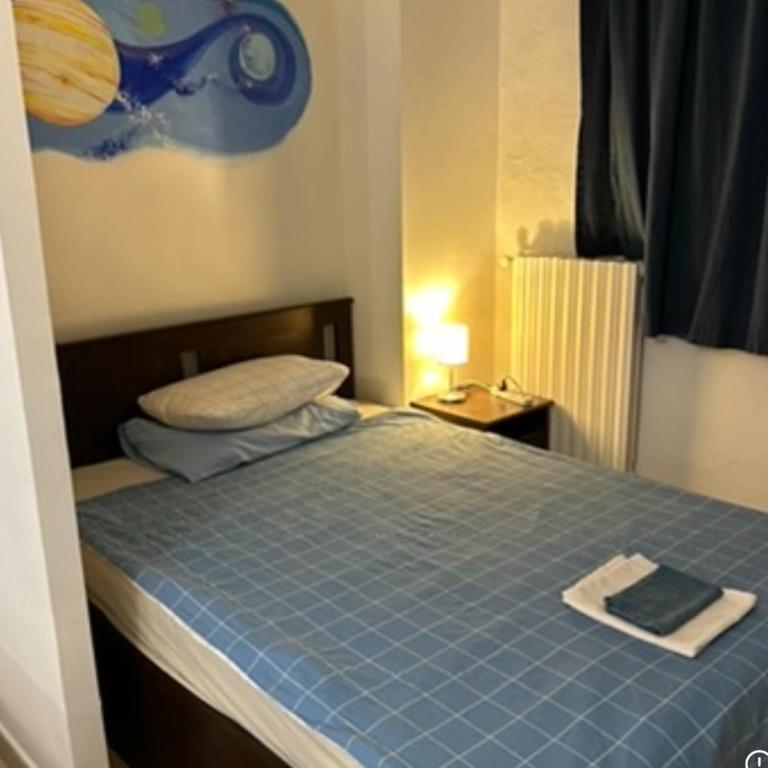 Backpackers House - Camera Familiare con Bagno Privato Esterno - 3
