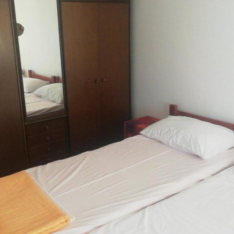 Retro Apartment near to city center Herceg Novi - One-Bedroom Apartment - 6