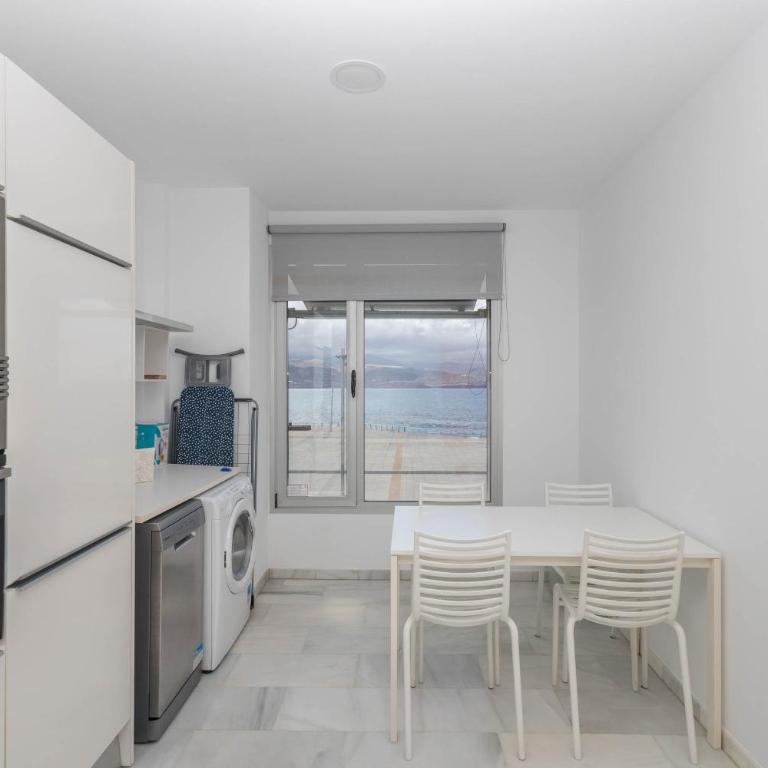 Bright Flat - Beachfront Las Canteras - Apartamento con vistas al mar - 17