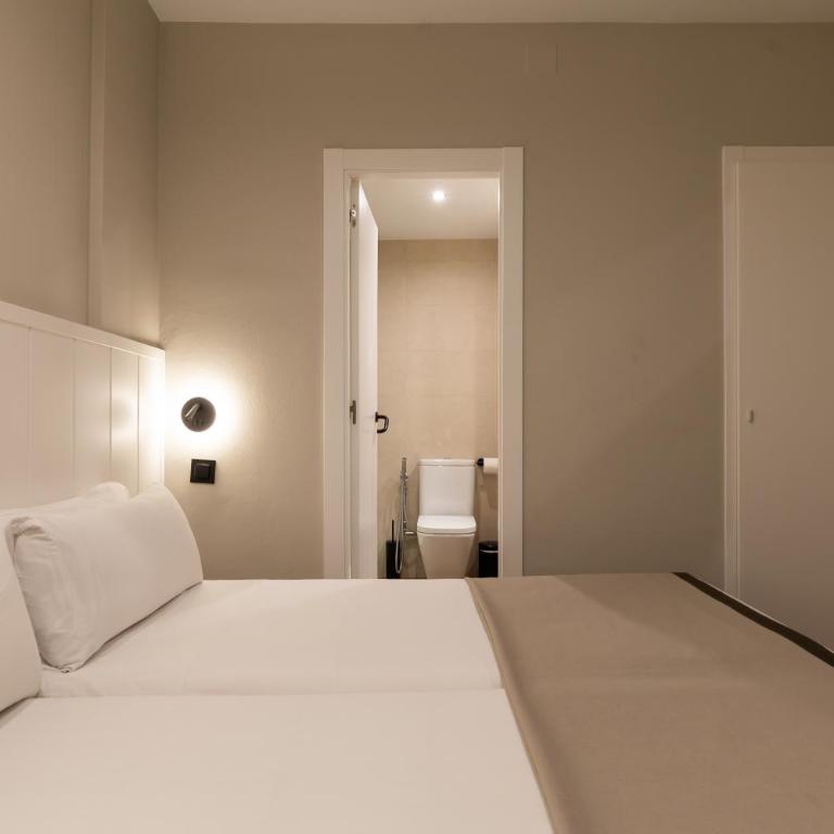 Apartamentos Laforja - Superior Studio - 13