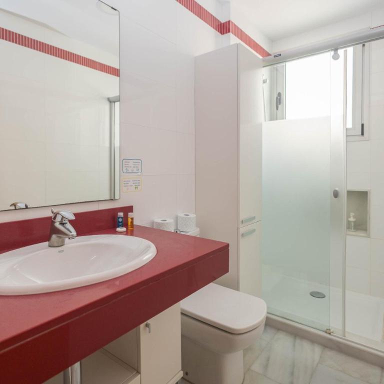 Bright Flat - Beachfront Las Canteras - Apartamento de 2 dormitorios con vistas al océano - 2