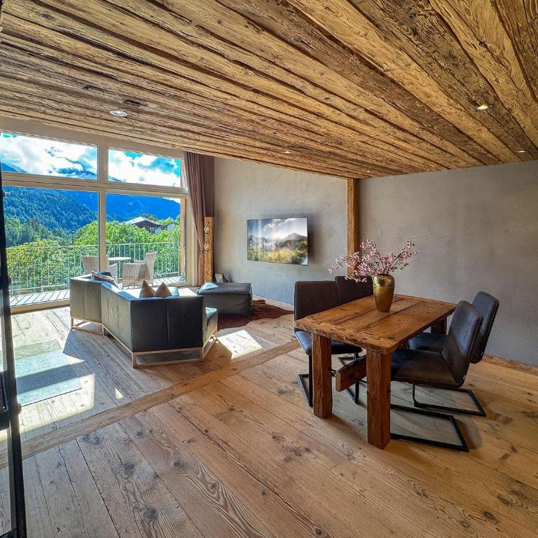 WOO® Loft Resort - Loft Apartment mit1 Schlafzimmer und Balkon - 4