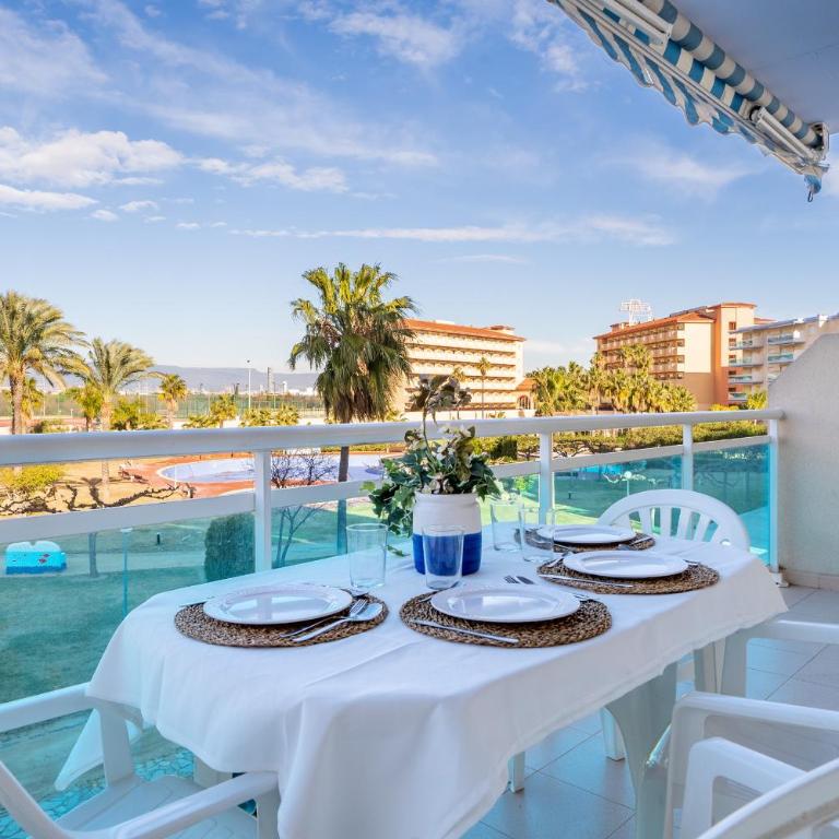 Residencial LOS JUNCOS III La Pineda - Apartment - 3