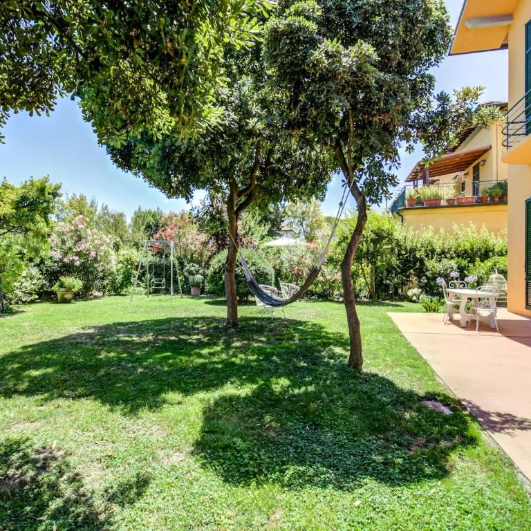 Pisa Getaway by the Tower - Five-Bedroom Holiday Home - 34