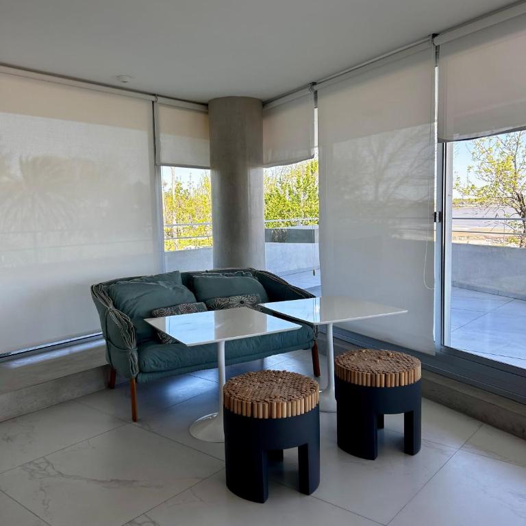 Apto 2 Dormitorios Balcón Vista al Río - Two-Bedroom Apartment - 8