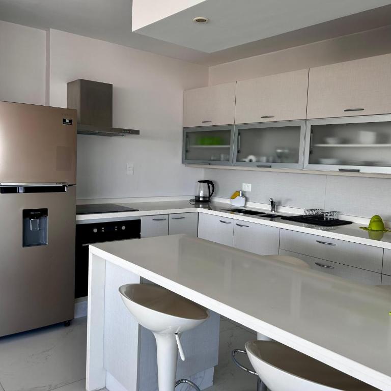 Apto 2 Dormitorios Balcón Vista al Río - Two-Bedroom Apartment - 10