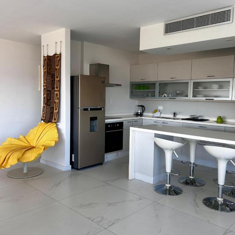 Apto 2 Dormitorios Balcón Vista al Río - Two-Bedroom Apartment - 14