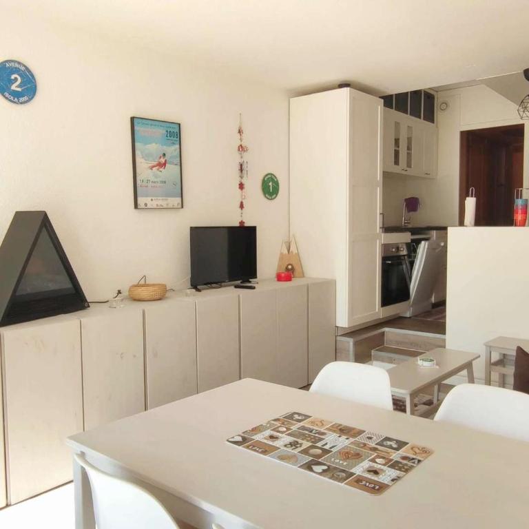 Studio cosy au pied des pistes pour 4 personnes, balcon, cœur de station, proche activités - Studio - 6