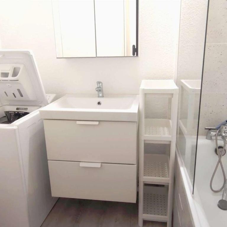 Studio cosy au pied des pistes pour 4 personnes, balcon, cœur de station, proche activités - Studio - 9