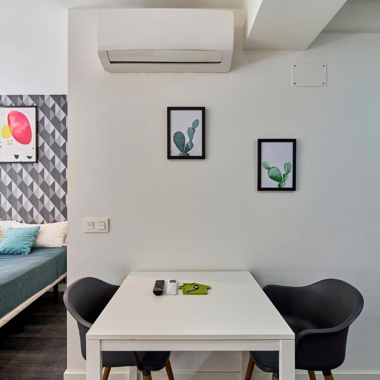 Apartamentos Arriba by gaiarooms - Estudio Superior - 8