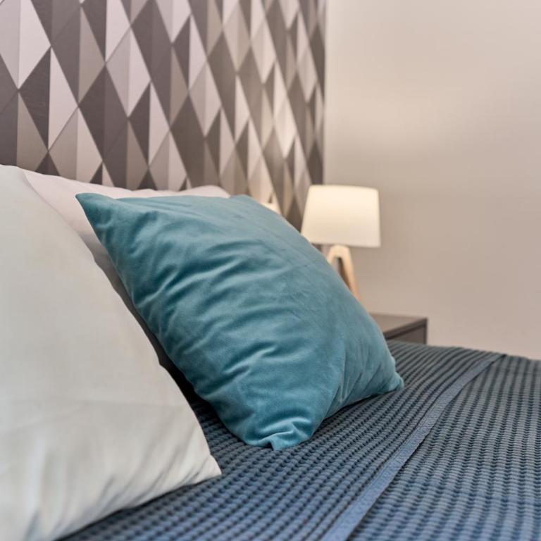 Apartamentos Arriba by gaiarooms - Estudio Superior - 20