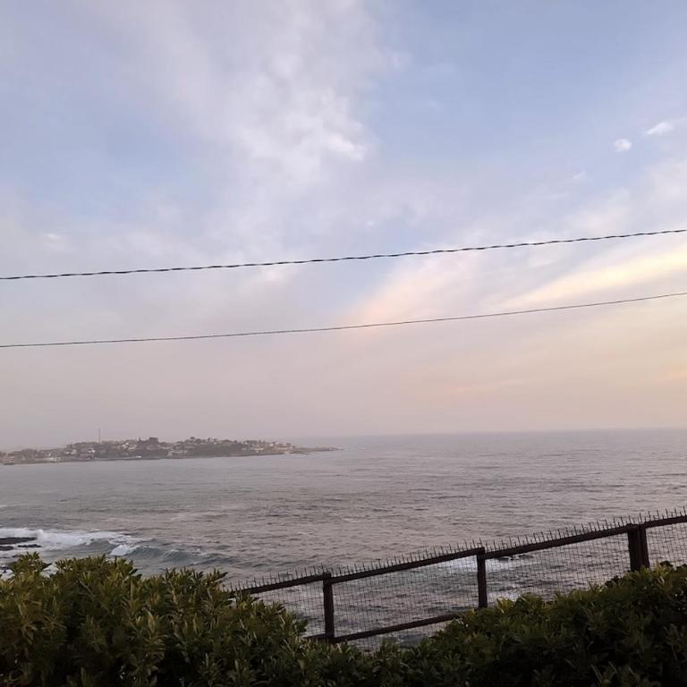 Casa completa frente al mar y cerca Algarrobo - Three-Bedroom House - 11