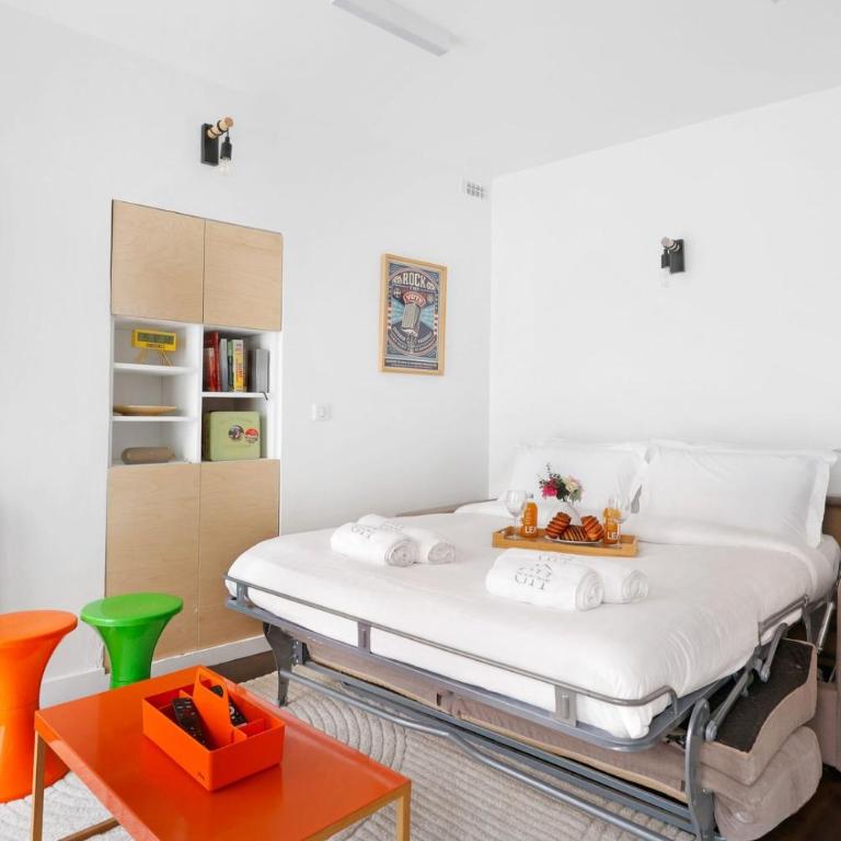 Suite Beausire charme parisien au cœur du Marais - Apartment - 11