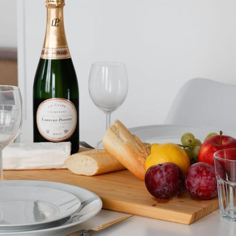 Suite Beausire charme parisien au cœur du Marais - Apartment - 15