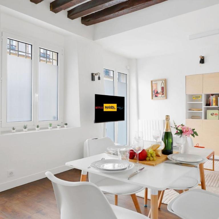 Suite Beausire charme parisien au cœur du Marais - Apartment - 1