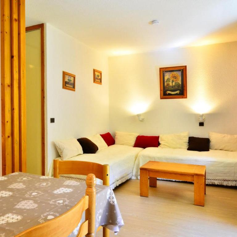 Studio rénové 4-5 pers. Montchavin, proche pistes et commerces, parking gratuit - FR-1-329-42 - Monolocale - 2