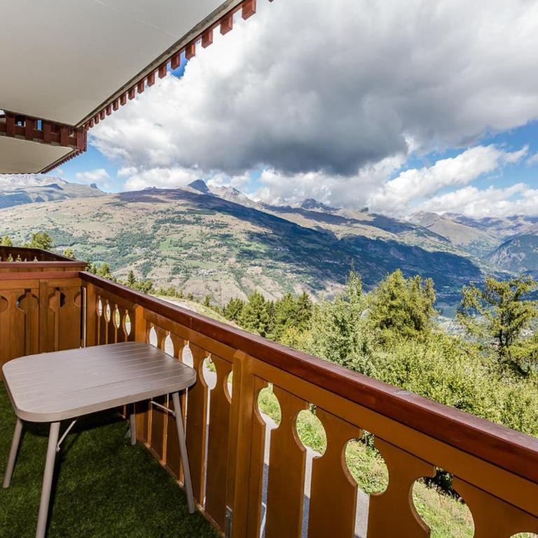 Confort moderne aux pieds des pistes, balcon, wifi, animaux admis - FR-1-329-102 - Apartment - 5