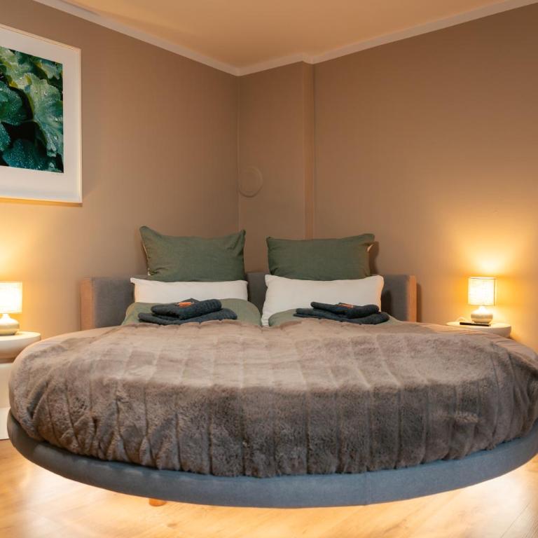 Wellness Altstadt Suite - Sauna, Whirlpool & Free Parking by HERO HOMES Graz - Apartment mit 1 Schlafzimmer - 4
